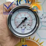 صفحه ۶۳ میلی‌متری عقربه‌دار گیج فشار ۰ تا ۲.۵ بار مدکو مدل PI52T4 نمای روبرو در دست