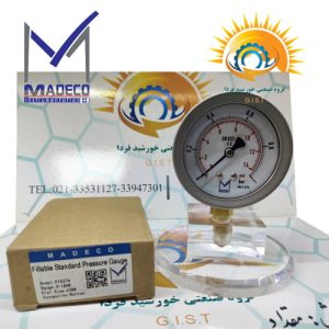 گیج فشار ۰ تا ۱ بار مدکو مدل PI52T4 ایستاده روی استند کنار جعبه بسته‌بندی اصلی